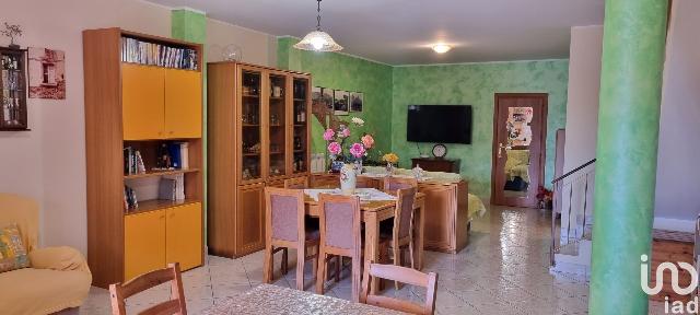 Terraced house in Via Giovanni Falcone 18, Tolfa - Photo 1