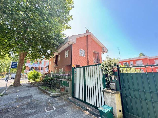 Villa in Via Luigi Longo 51, Genzano di Roma - Foto 1