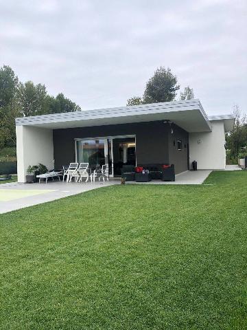 Mansion in Viale delle Rimembranze 14, Manerba del Garda - Photo 1