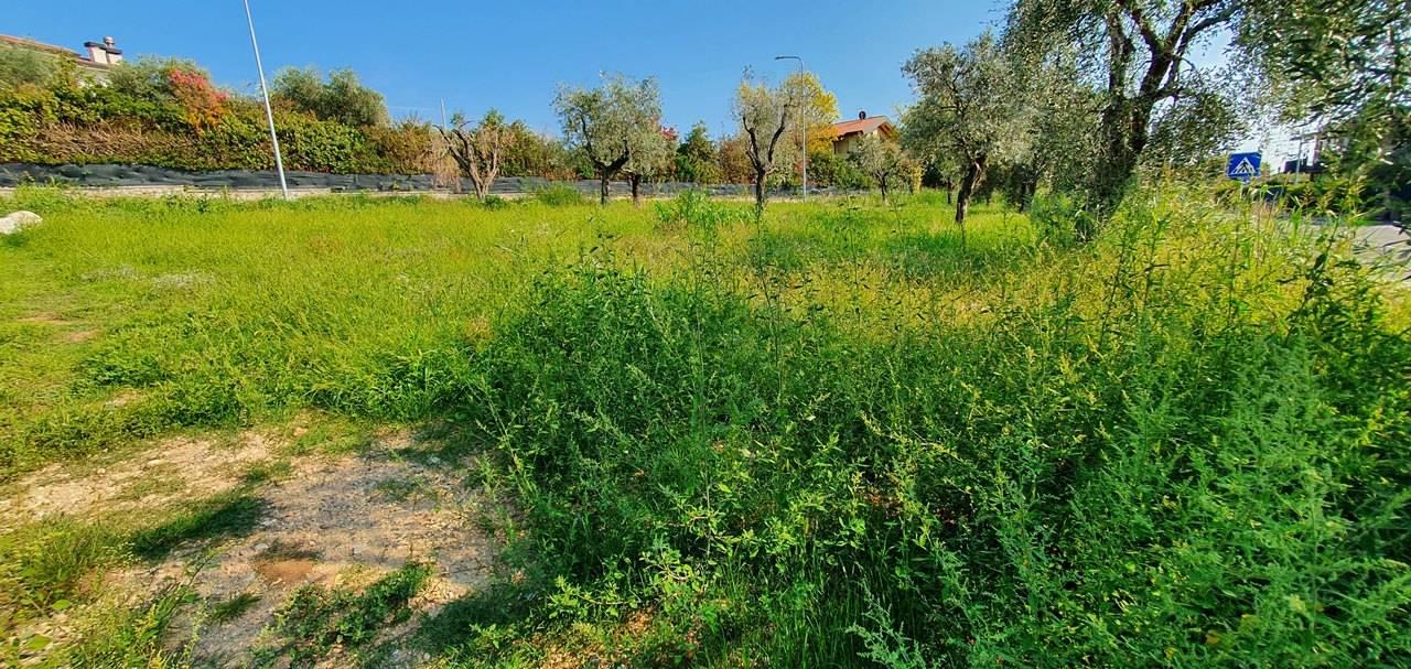 Terreno edificabile in vendita a Manerba Del Garda