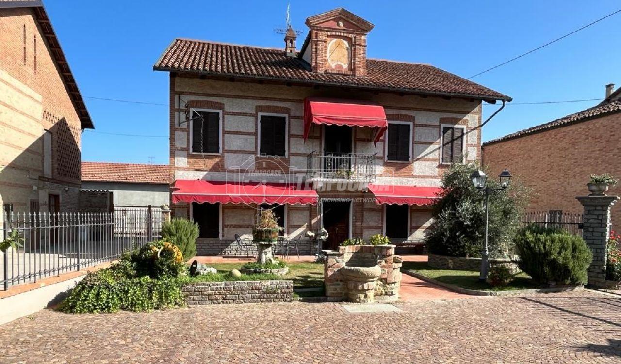 Villa in vendita a Magliano Alfieri