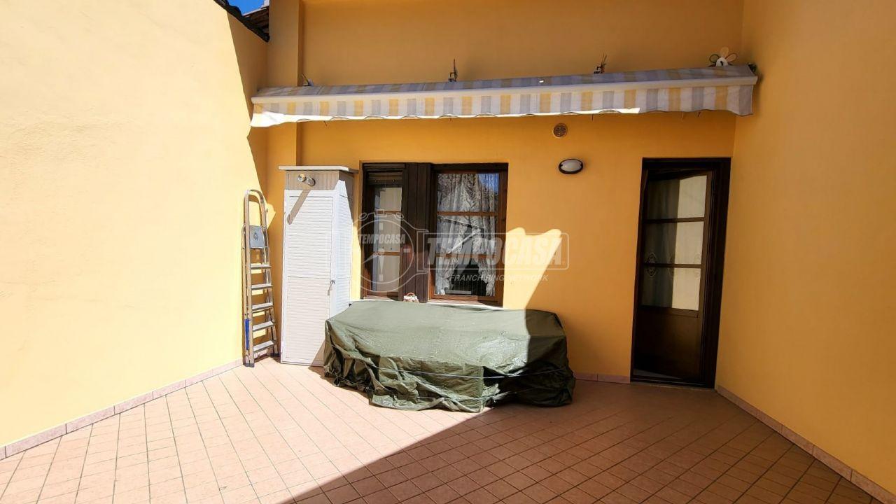 Appartamento in vendita a Corneliano D'Alba