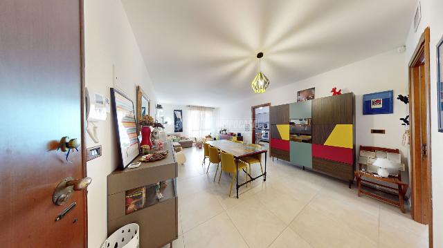 4-room flat, Alba - Photo 1