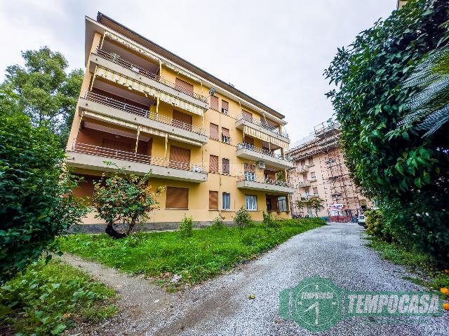 4-room flat in Viale Dante Alighieri, Sestri Levante - Photo 1