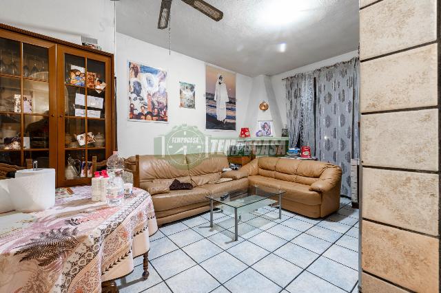 3-room flat in Via Vittore Daminelli 27, Verdello - Photo 1