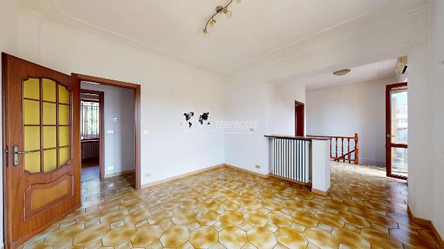 Apartament in Strada Orbassano 27, Beinasco - Photo 1