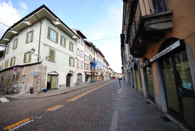 Negozio in Via Santa Caterina, Bergamo - Foto 1