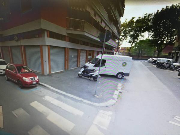 Magazzino in Via Emanuele Gianturco 20, La Spezia, {3} - Foto 1