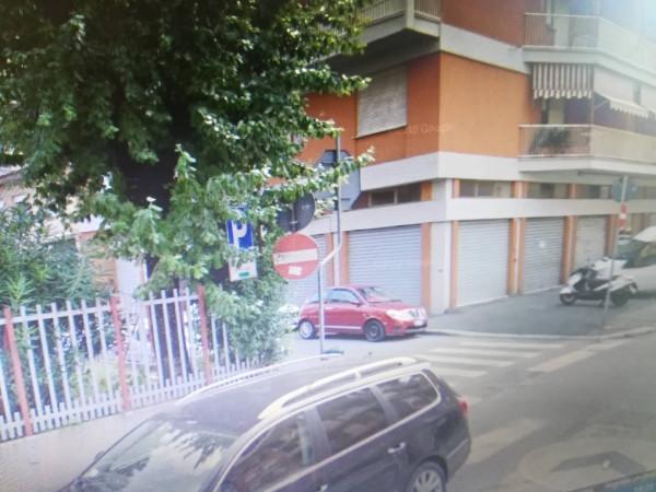 Magazzino in Via Emanuele Gianturco 20, La Spezia, {3} - Foto 2