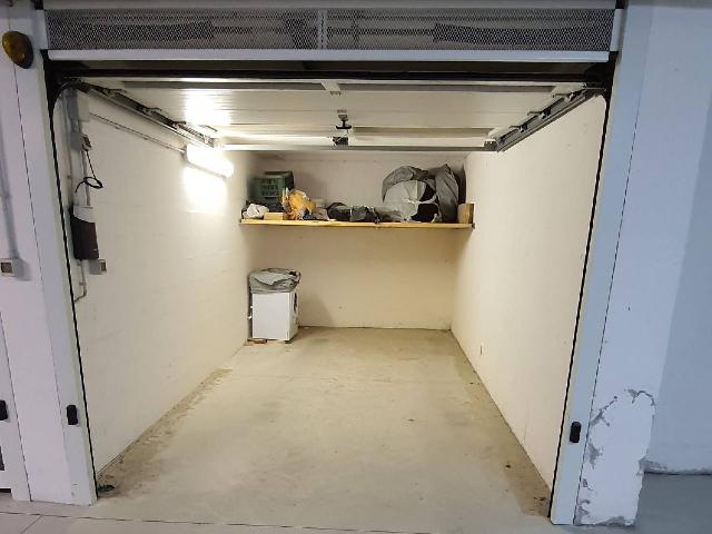 Garage or car box in {3}, Lungomare Adriatico 52 - Photo 1