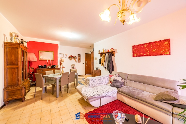 Vierzimmerwohnung in Via Velso Mucci 22, Bra - Foto 1