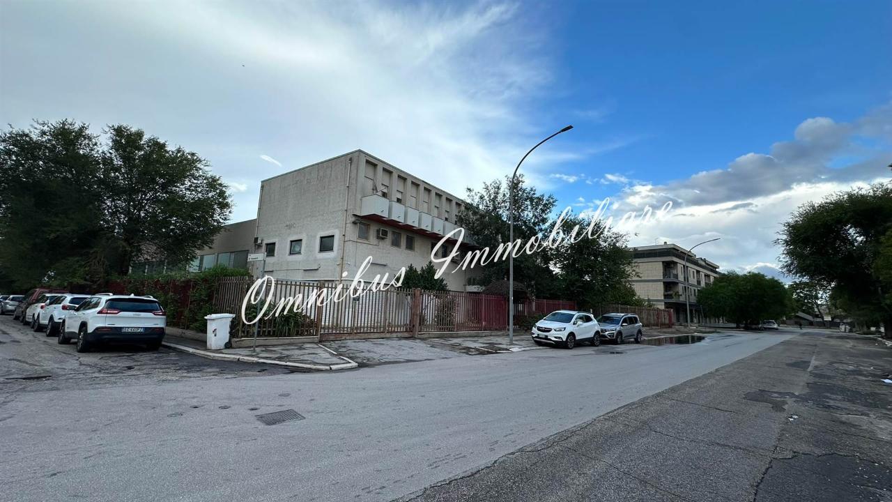Capannone in , Foggia, {3} - Foto 1