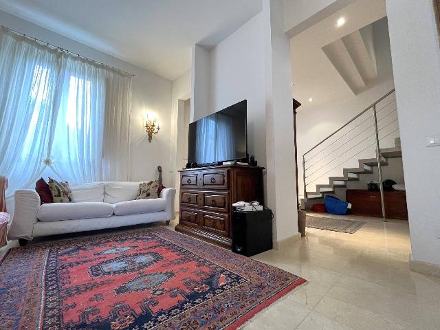 Casa indipendente in Via Antonio Meucci, Empoli - Foto 1