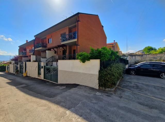 Terraced house in Via Antica Arischia 231/l, L'Aquila - Photo 1