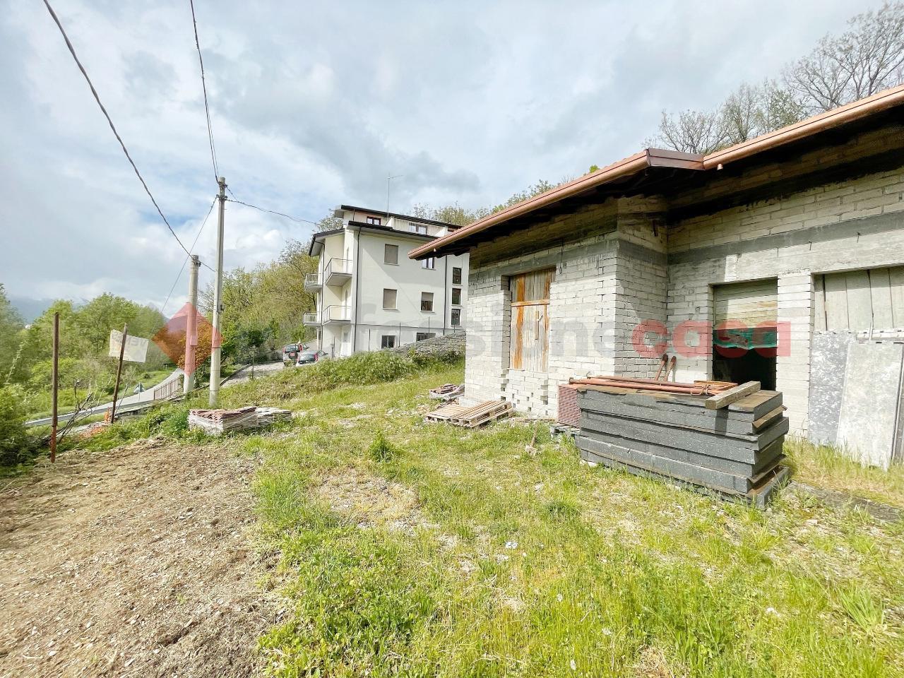 Villa in vendita a Tornimparte