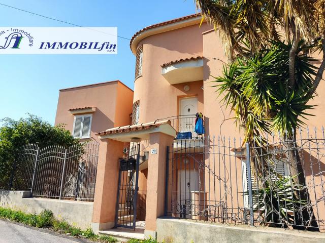 Apartament in {3}, Contrada De Simone - Photo 1