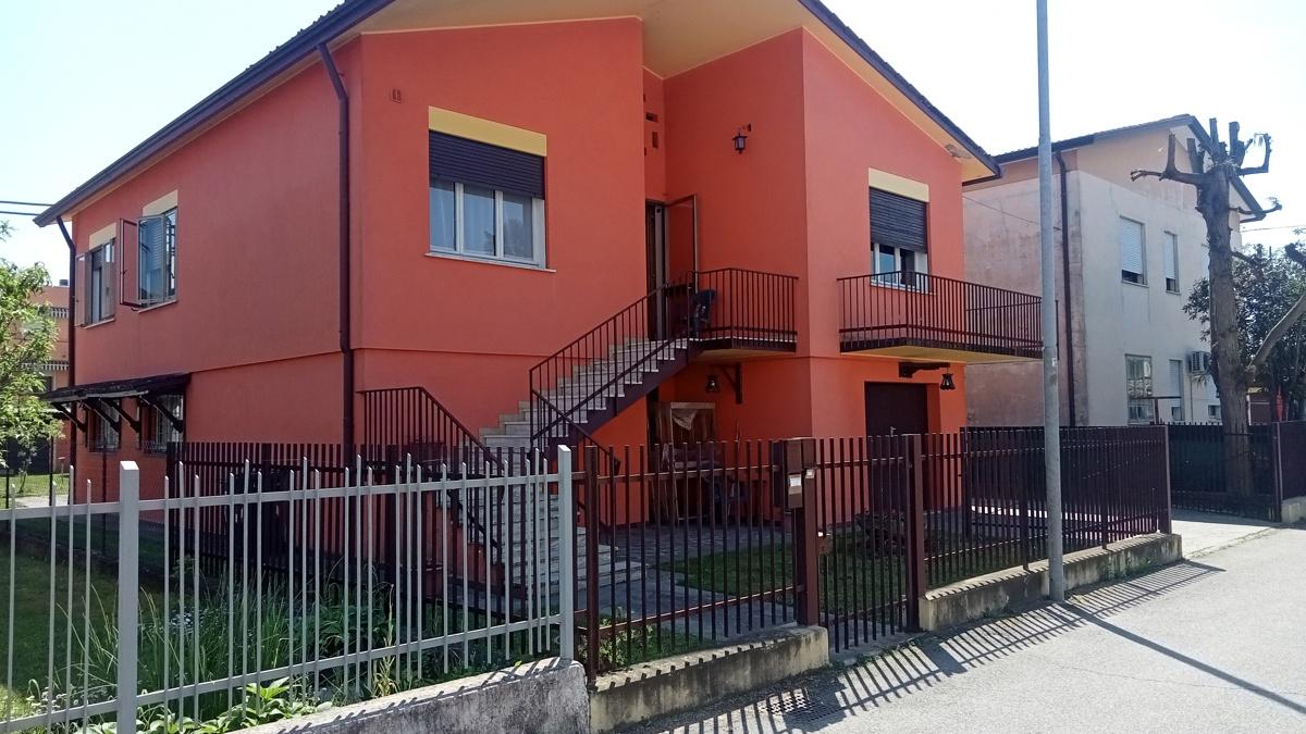 Casa indipendente in vendita a Ponte San Nicolo'