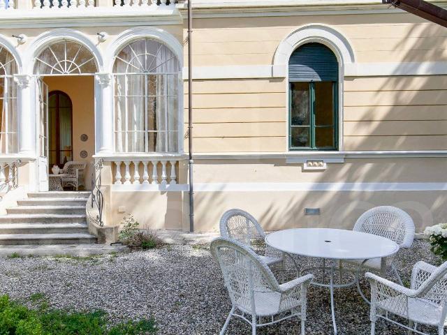 Villa in Via Marco Polo 2a, Forte dei Marmi - Foto 1