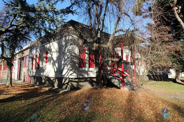 Industrial shed in {3}, Via Kennedy - Photo 1