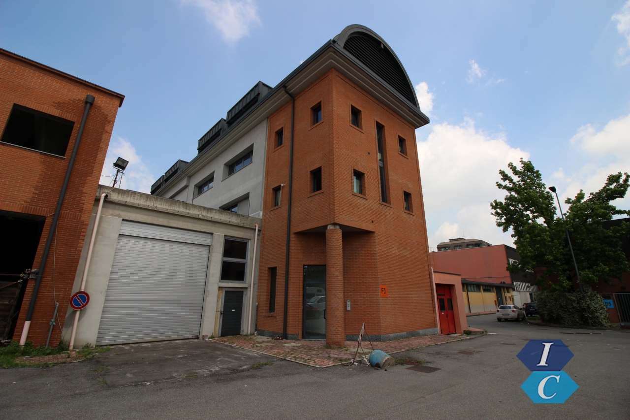 Ufficio in Via IV Novembre 92, Bolzano, {3} - Foto 1