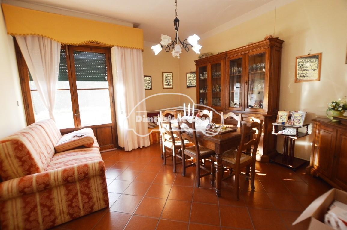 appartamento in vendita a Lucca in zona Pontetetto