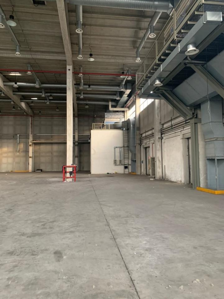 Magazzino in Via Antonio Pacinotti 24, Milano, {3} - Foto 2