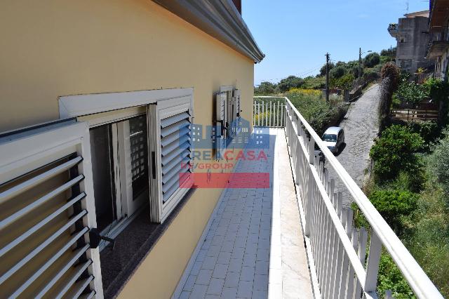 Apartament in {3}, Guglielomo Marconi 26 - Photo 1