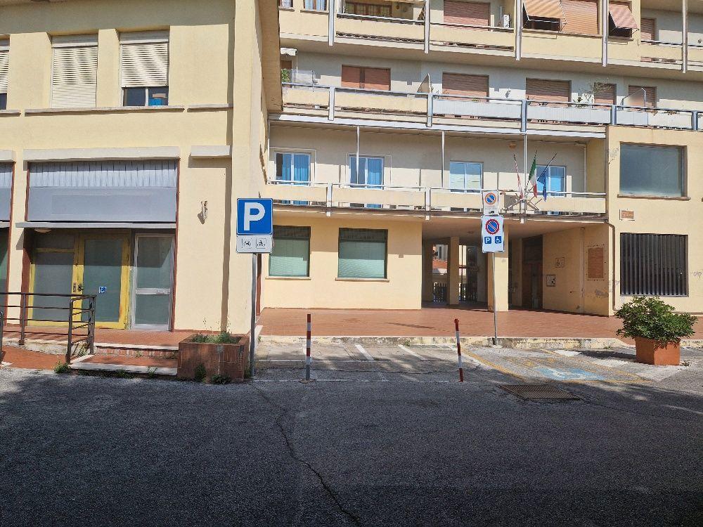 Ufficio in Piazza 8 Marzo 1944 2, Capraia E Limite, {3} - Foto 2