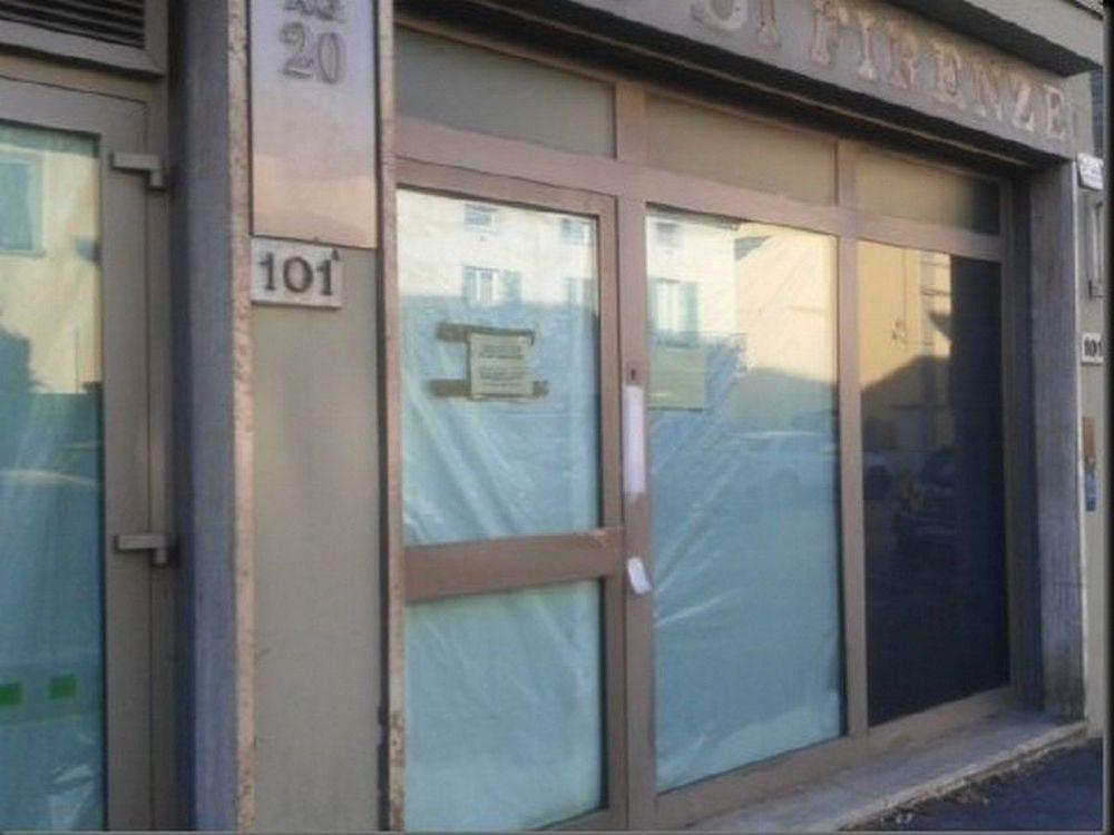 Negozio in Via del Gelsomino 101/d, Firenze, {3} - Foto 2