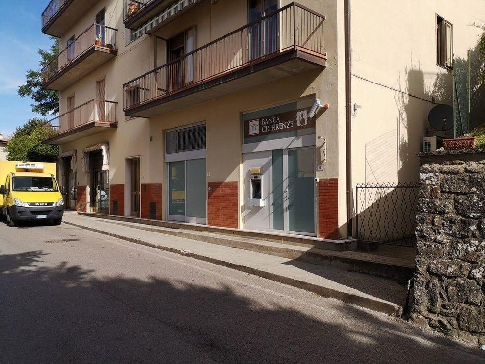 Negozio in Via Piana 13/E, Pontassieve, {3} - Foto 1