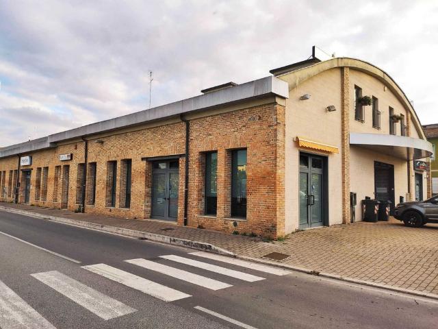 Shop, Torrita di Siena - Photo 1