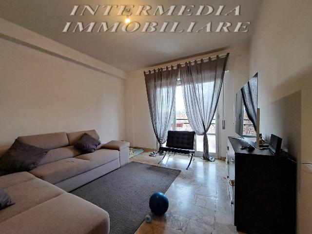 Apartament in Viale Antonio Gramsci, San Giovanni Valdarno - Photo 1