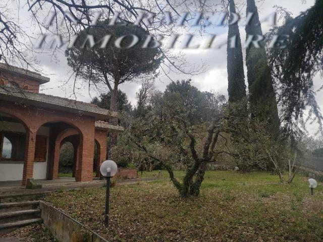 Mansion in Via Aretina, Montevarchi - Photo 1