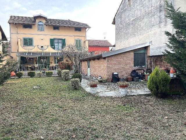 Villa in Via Camillo Benso di Cavour 22, Brandizzo - Foto 1