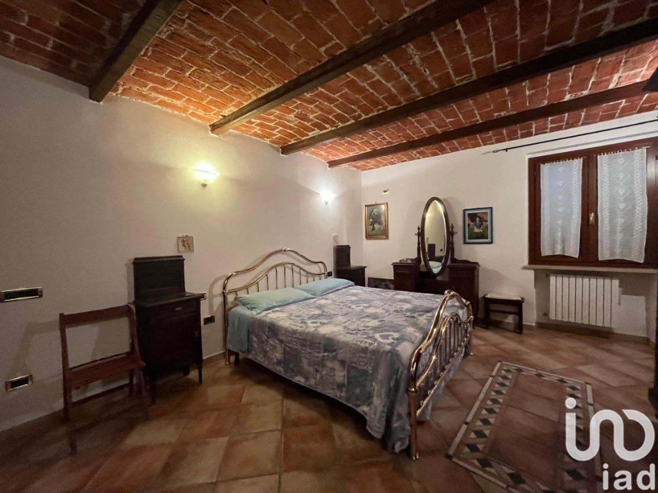 Villa in vendita a Valenza