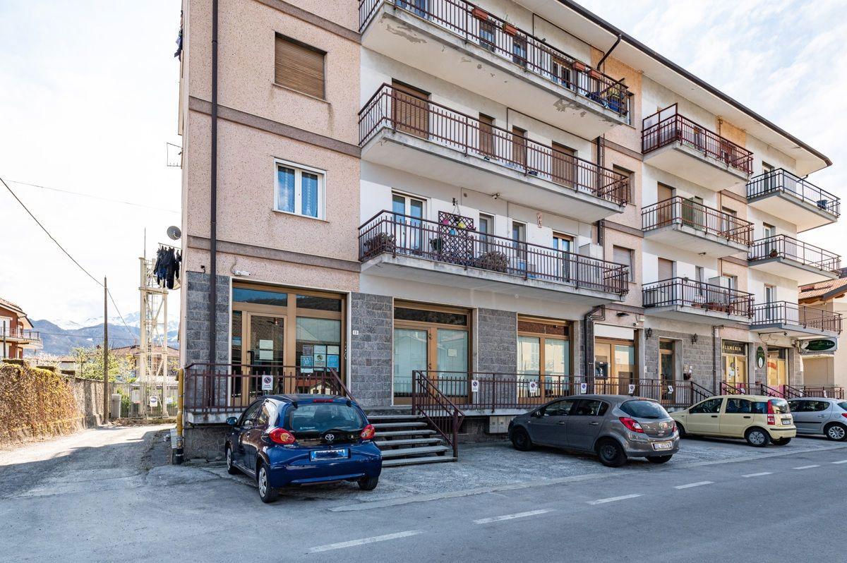 Esercizio commerciale in Via Roma , Roccaforte Mondovi', {3} - Foto 2