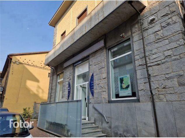 Esercizio commerciale in Via Educ 43, Castellamonte, {3} - Foto 2