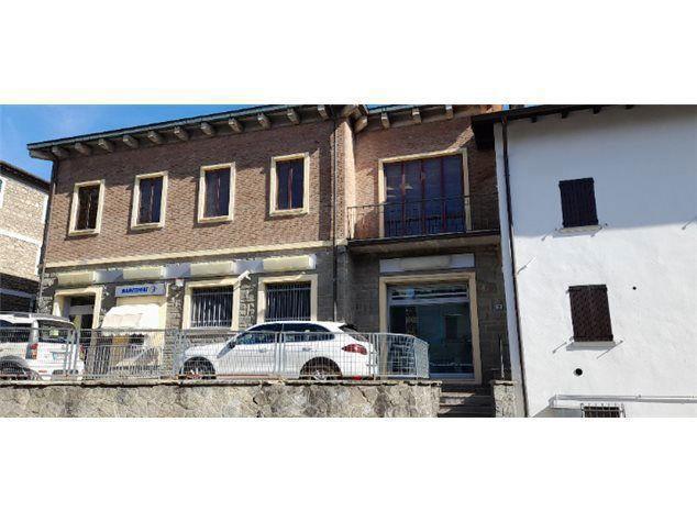 Esercizio commerciale in Via Roma 34, Ventasso, {3} - Foto 1