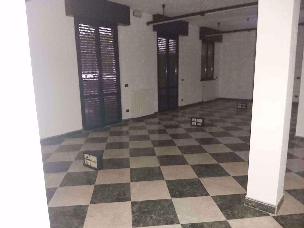 Ufficio in Via Goldoni 45, Trezzano Sul Naviglio, {3} - Foto 2