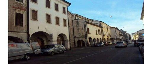 Ufficio in Contra' Sant'Ambrogio 13, Vicenza, {3} - Foto 1