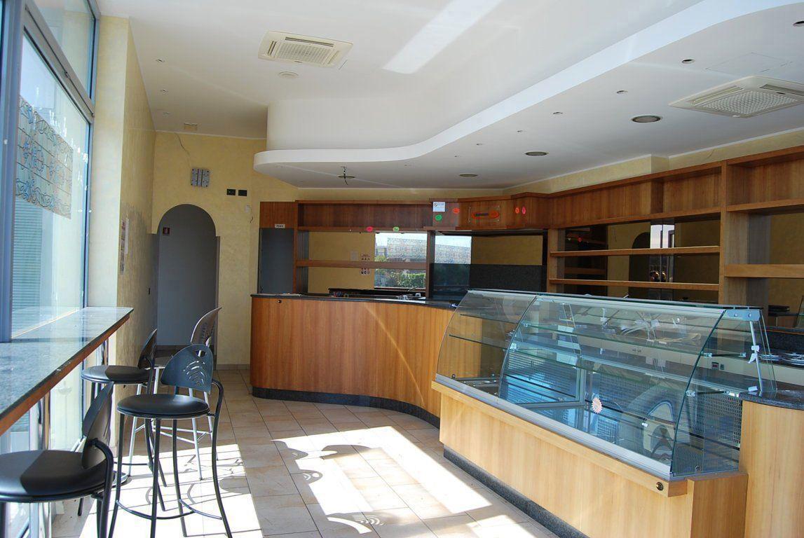 Negozio in Via Corfu'  40, Cesena, {3} - Foto 2