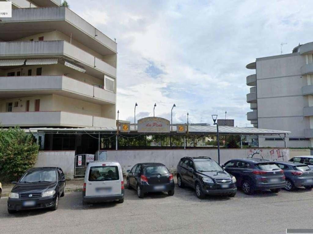 Negozio in Viale Gioacchino Rossini 40, Ravenna, {3} - Foto 2