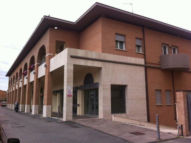 Geschäft in {3}, Piazza Monte Grappa 11 - Foto 1