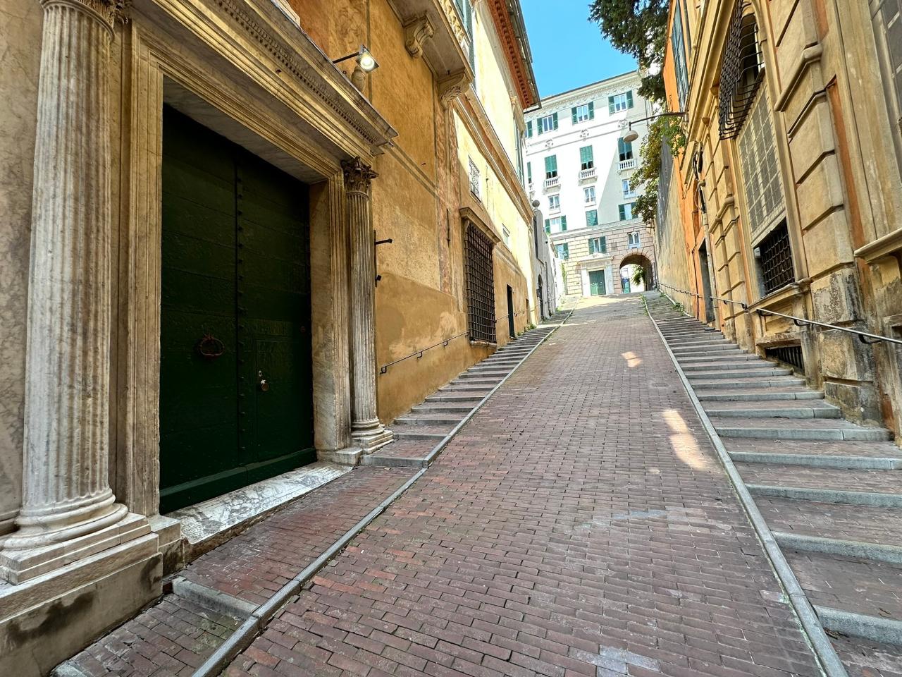 Negozio in Salita di San Francesco 2, Genova, {3} - Foto 1