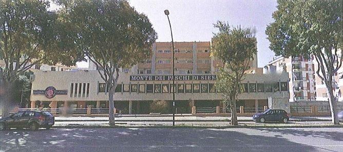 Negozio in Vico Sant'Anna 1, Reggio di Calabria - Foto 1