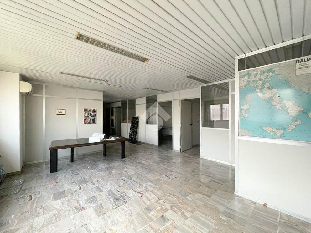 Ufficio in Via dell'Artigianato, Agrate Brianza, {3} - Foto 1
