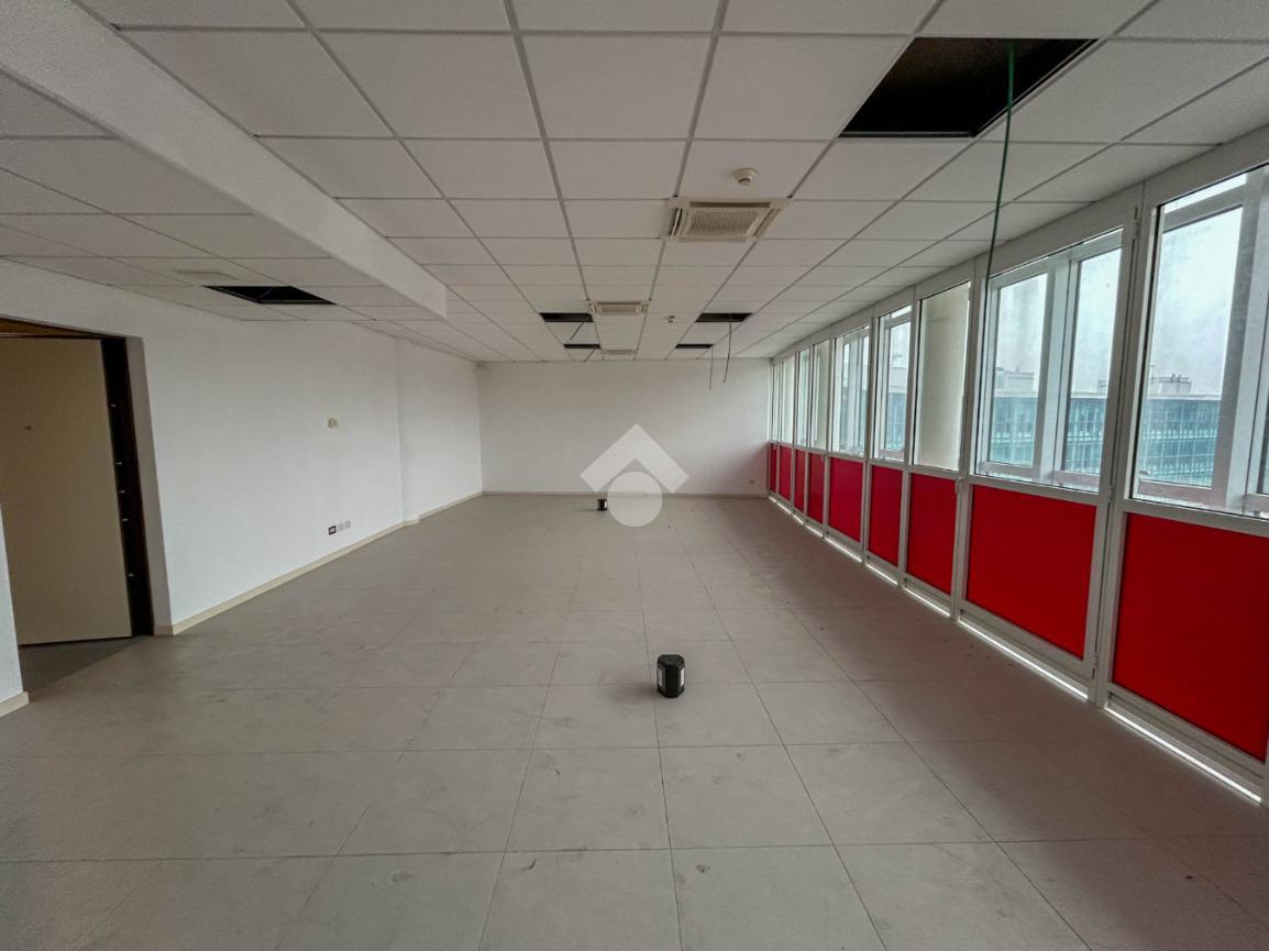 Ufficio in Piazza del Linificio 1, Vimercate, {3} - Foto 2