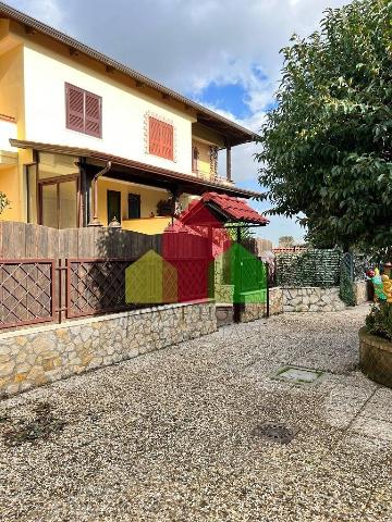 Villa a schiera in Circumvallazione Esterna di Napoli, Giugliano in Campania - Foto 1