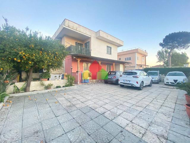 Villa in Via Madonna del Pantano, Giugliano in Campania - Foto 1