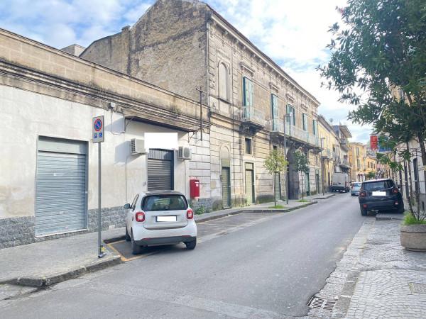 Negozio in Via Cumana, Giugliano In Campania, {3} - Foto 1